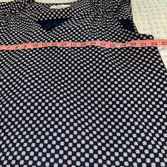 Loft Sleeveless Scoop Neck Top size Large Navy Blue - Picture 6 of 7